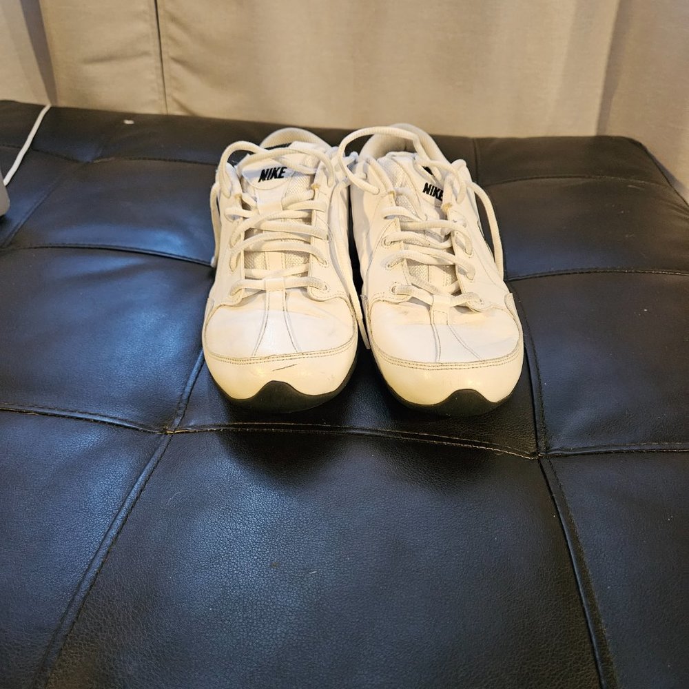 Shoes - Picture 7 of 7